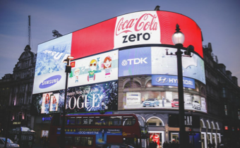 AirDroid-device management solution for digital signage and multimedia